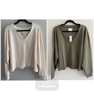 American Eagle V-neck sweater sweatshirts cream and olive green